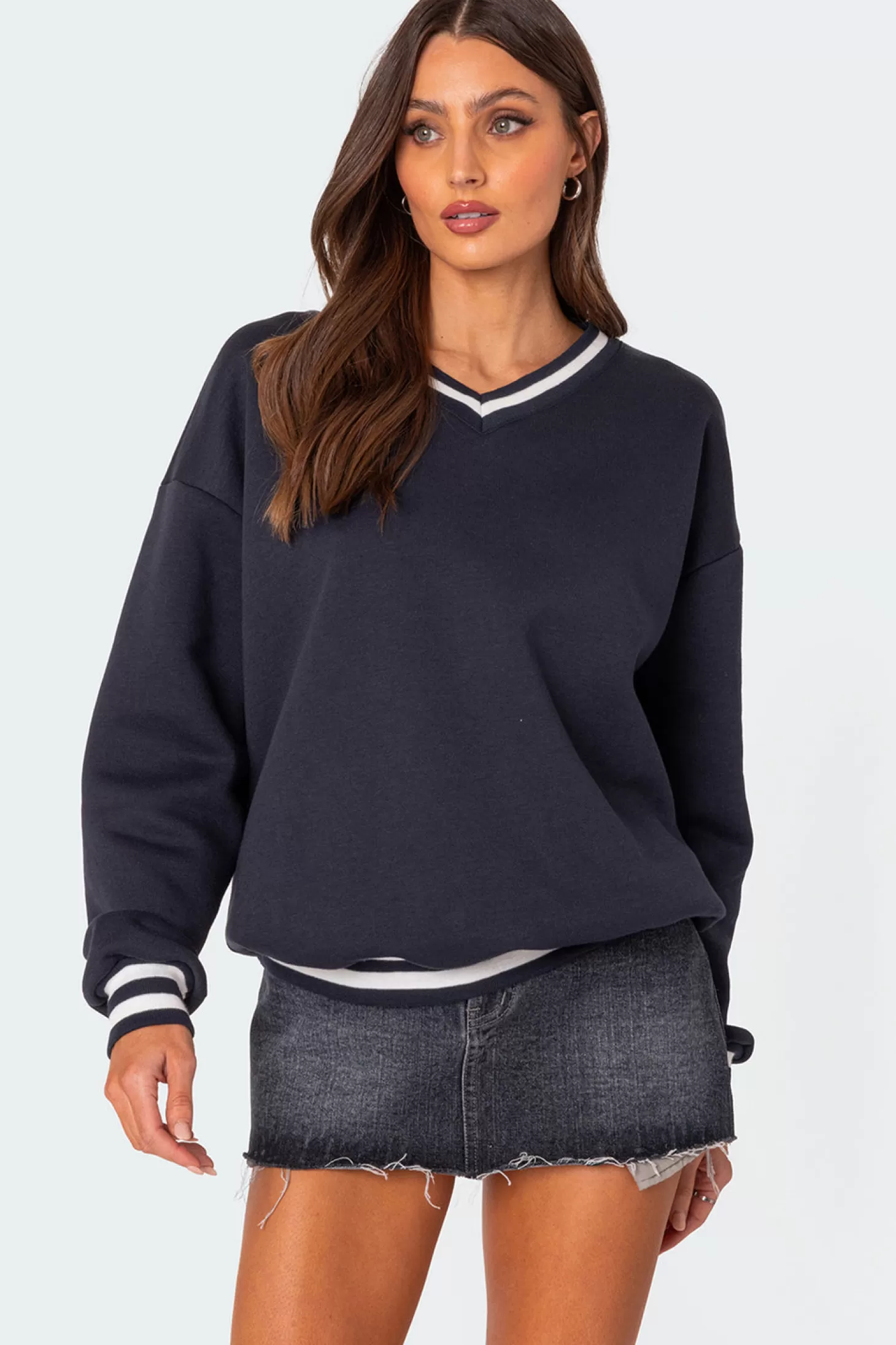 edikted Caryn Oversized V Neck Sweatshirt* Hoodies & Sweatshirts | Hoodies & Sweatshirts