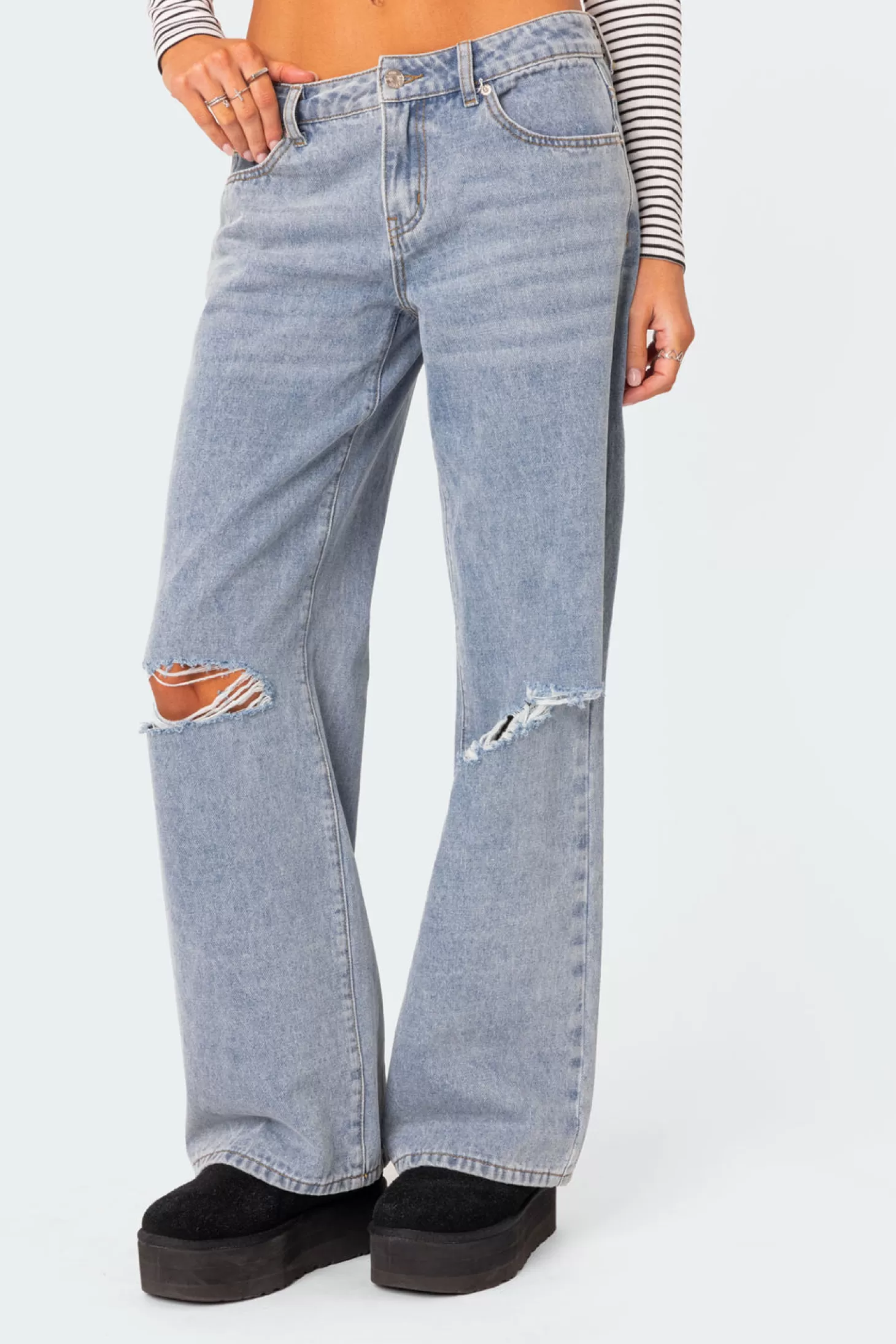 edikted Debbie Distressed Low Rise Jeans* Jeans | Jeans