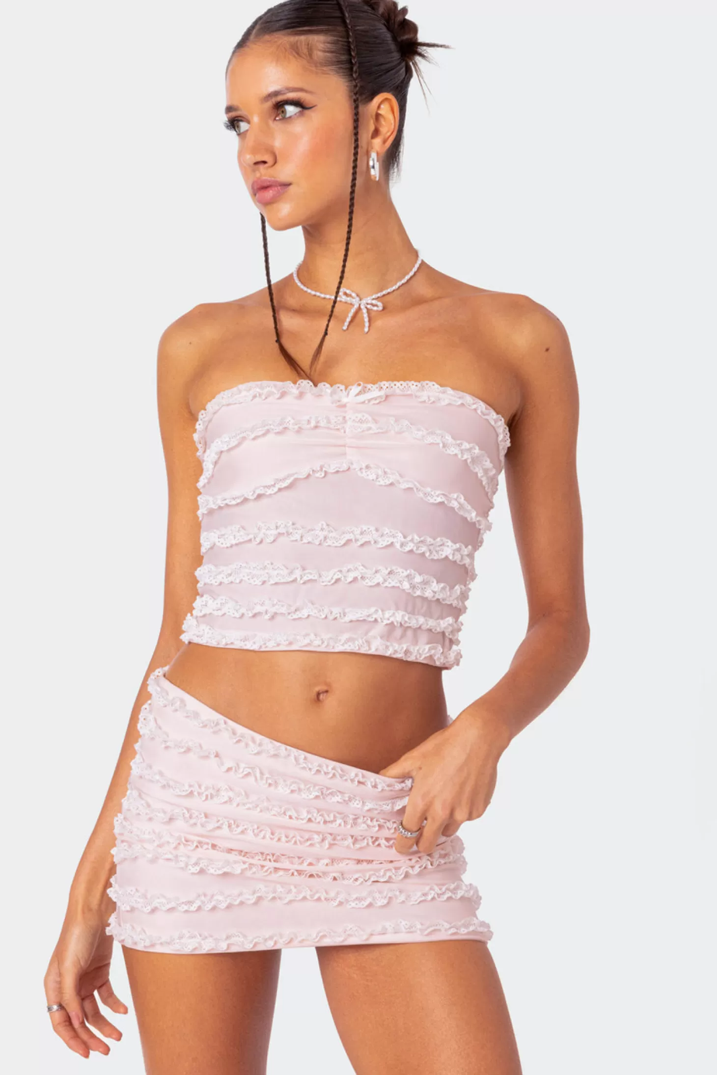 edikted Izzy Ruffled Strapless Top* Strapless Tops | Sets