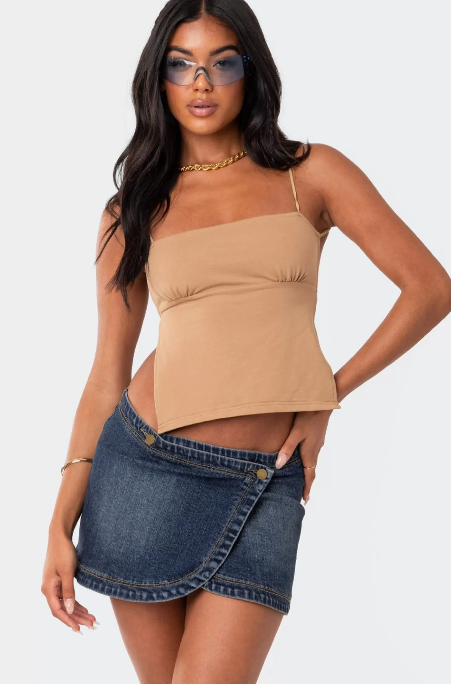 edikted Jinx Open-Back Top* Crop Tops