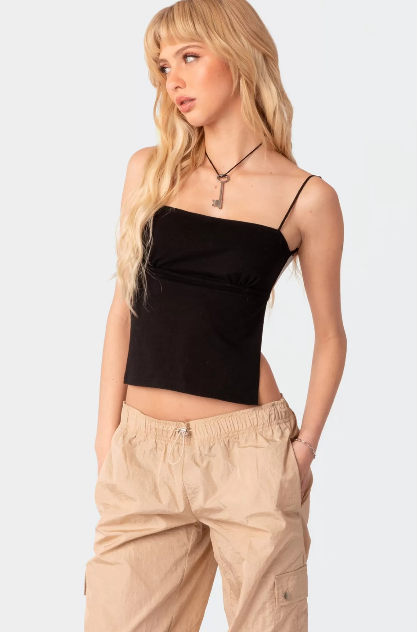 edikted Jinx Open-Back Top* Crop Tops | Tops