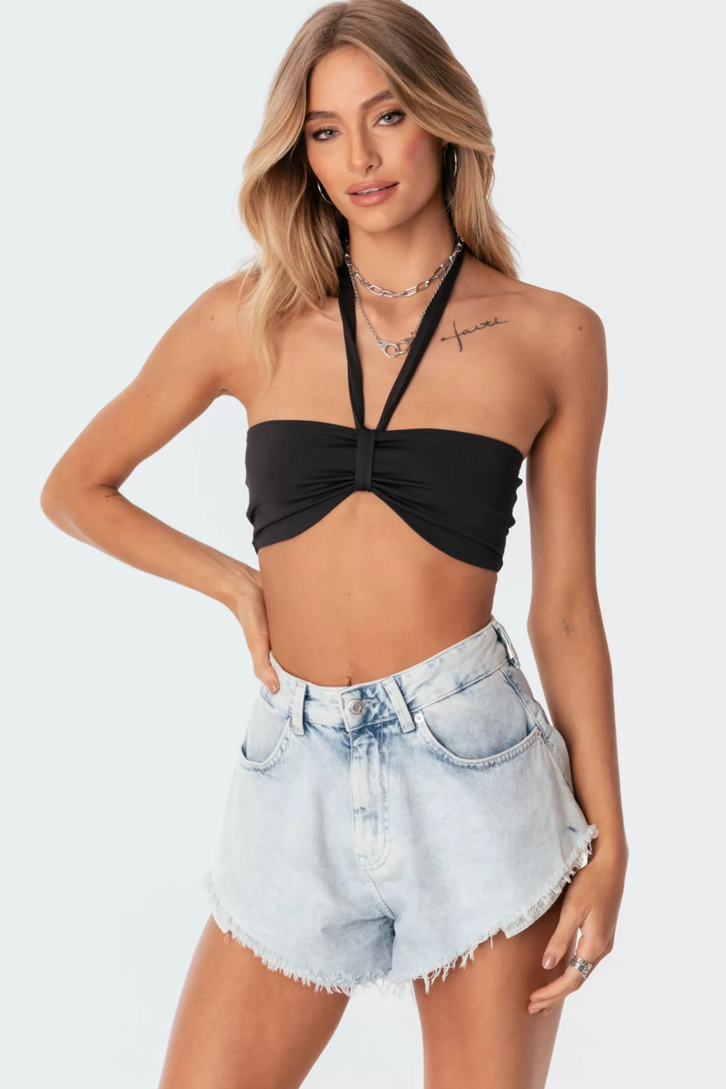 edikted Kai Adjustable Strapless Crop Top* Crop Tops