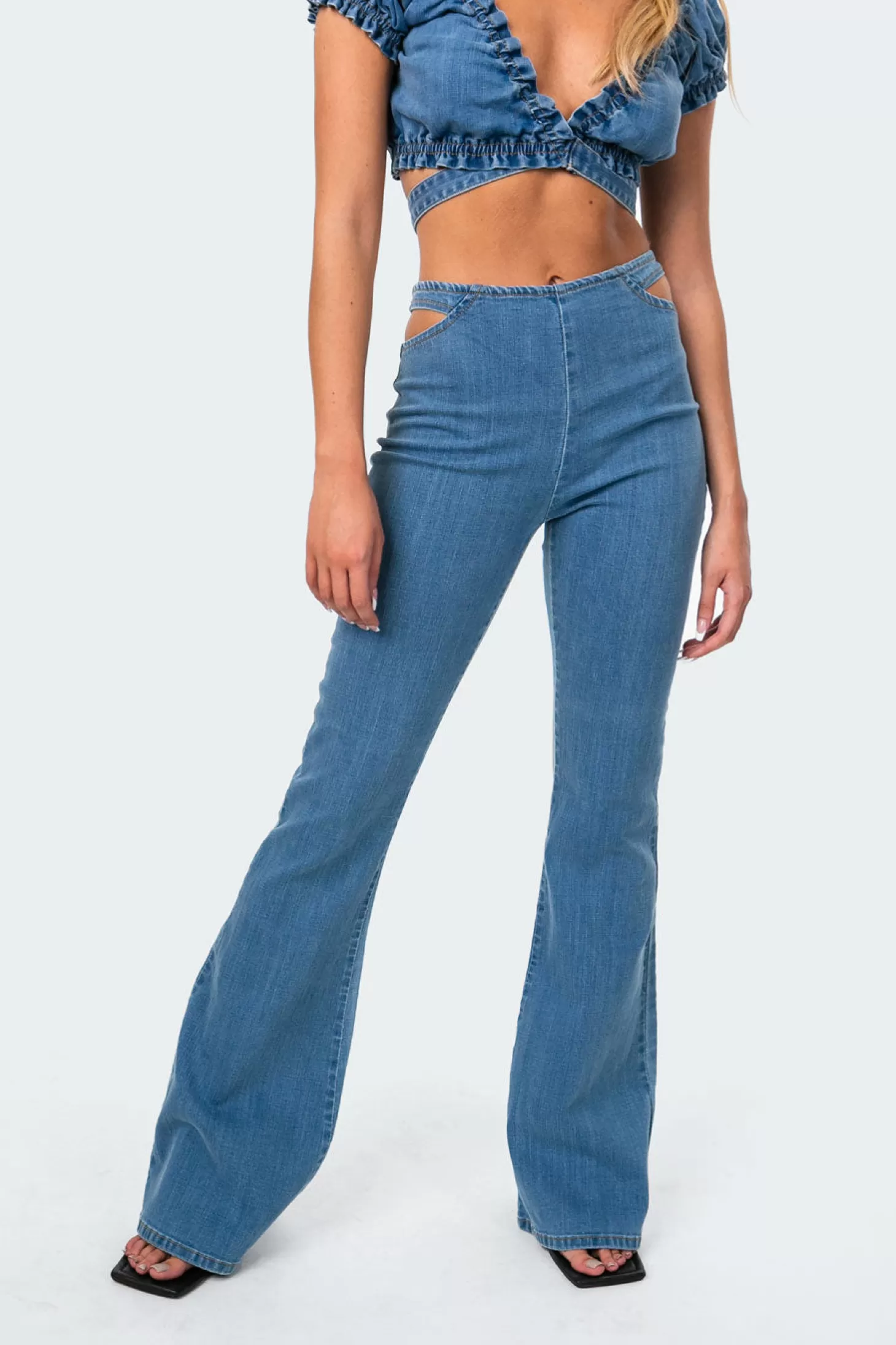 edikted Kira Cut-Out Flared Jeans* Jeans | Jeans