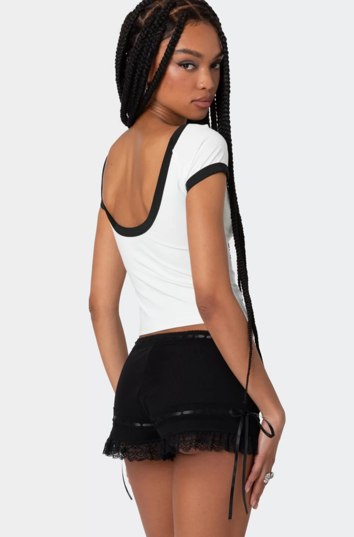 edikted Low Back Contrast T Shirt* T-Shirts | Tops