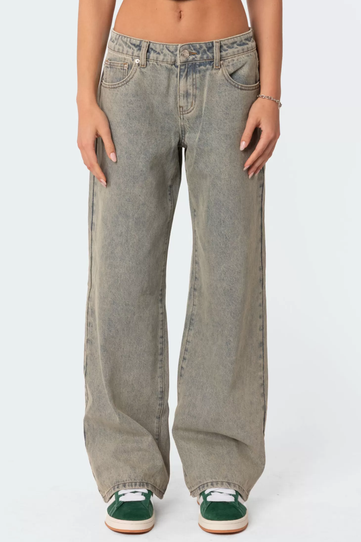 edikted Magda Low Rise Acid Wash Jeans* Jeans | Jeans