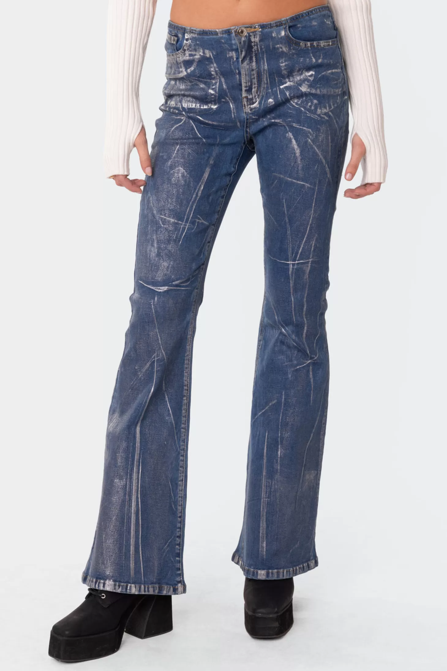 edikted Metallic Coated Low Rise Flared Jeans* Jeans | Jeans