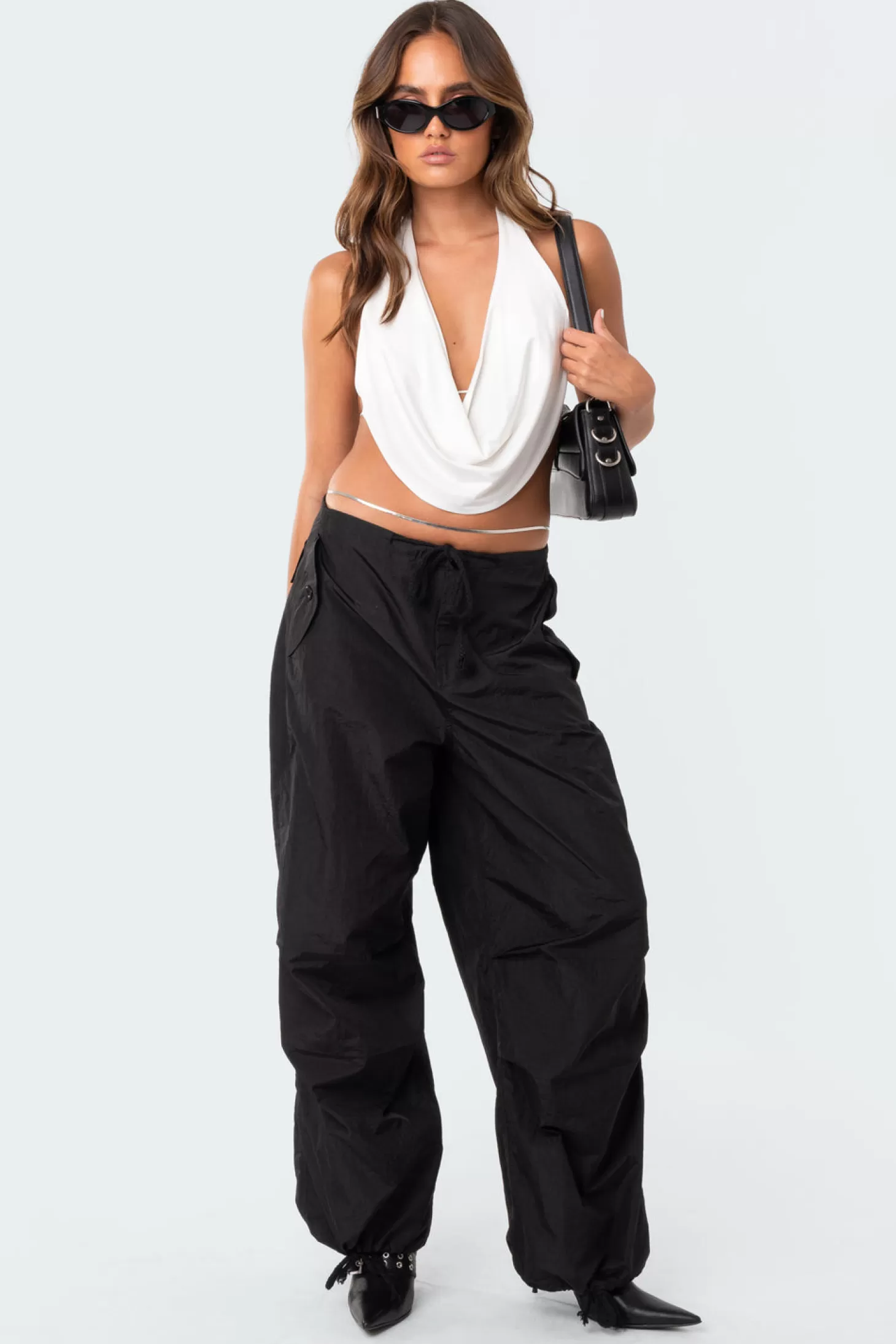 edikted Monique Cropped Open-Back Top* Crop Tops