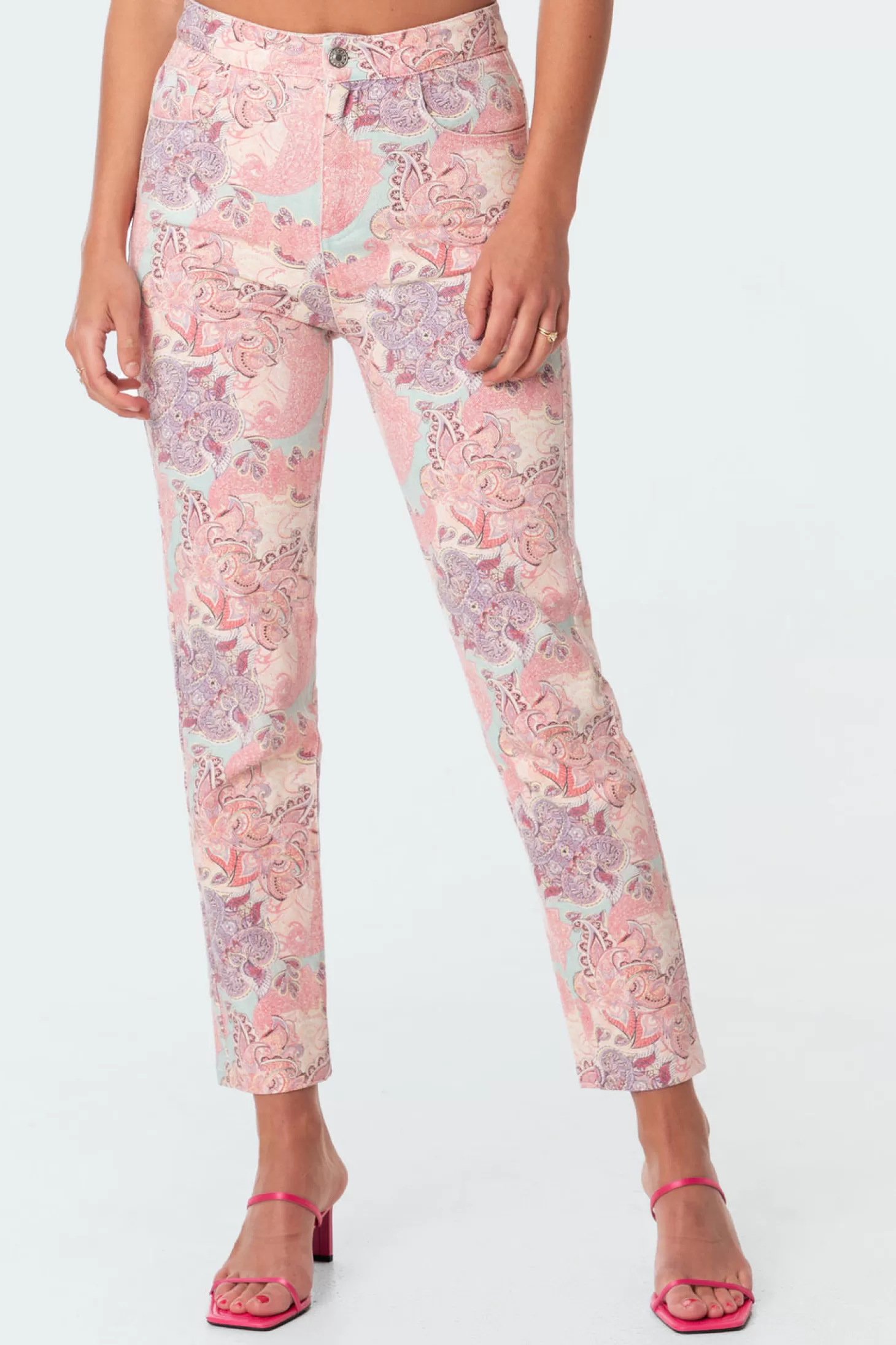 edikted Paisley Wash Mom Jeans* Jeans | Jeans