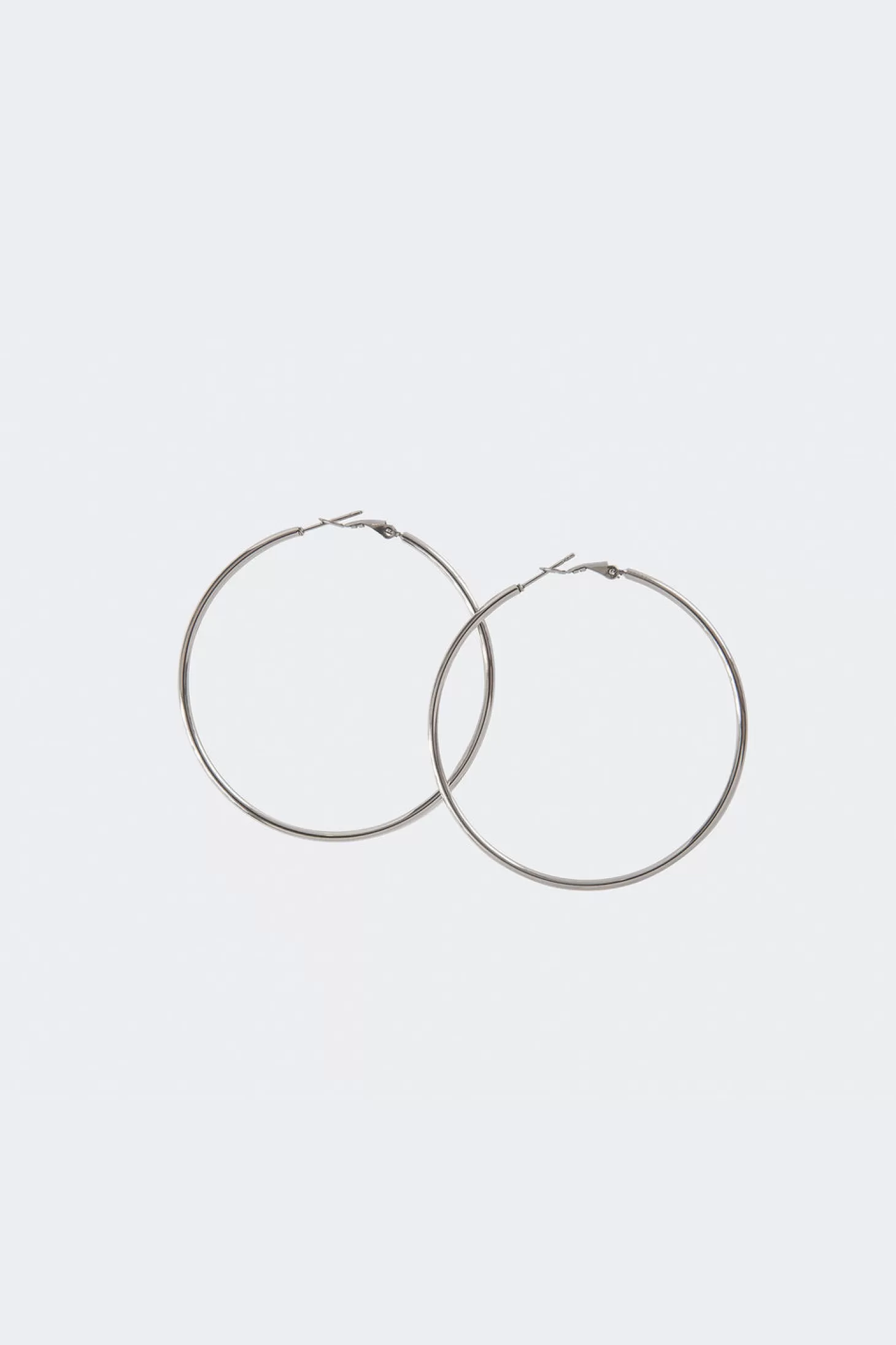 edikted Pure Hoop Earrings* Earrings