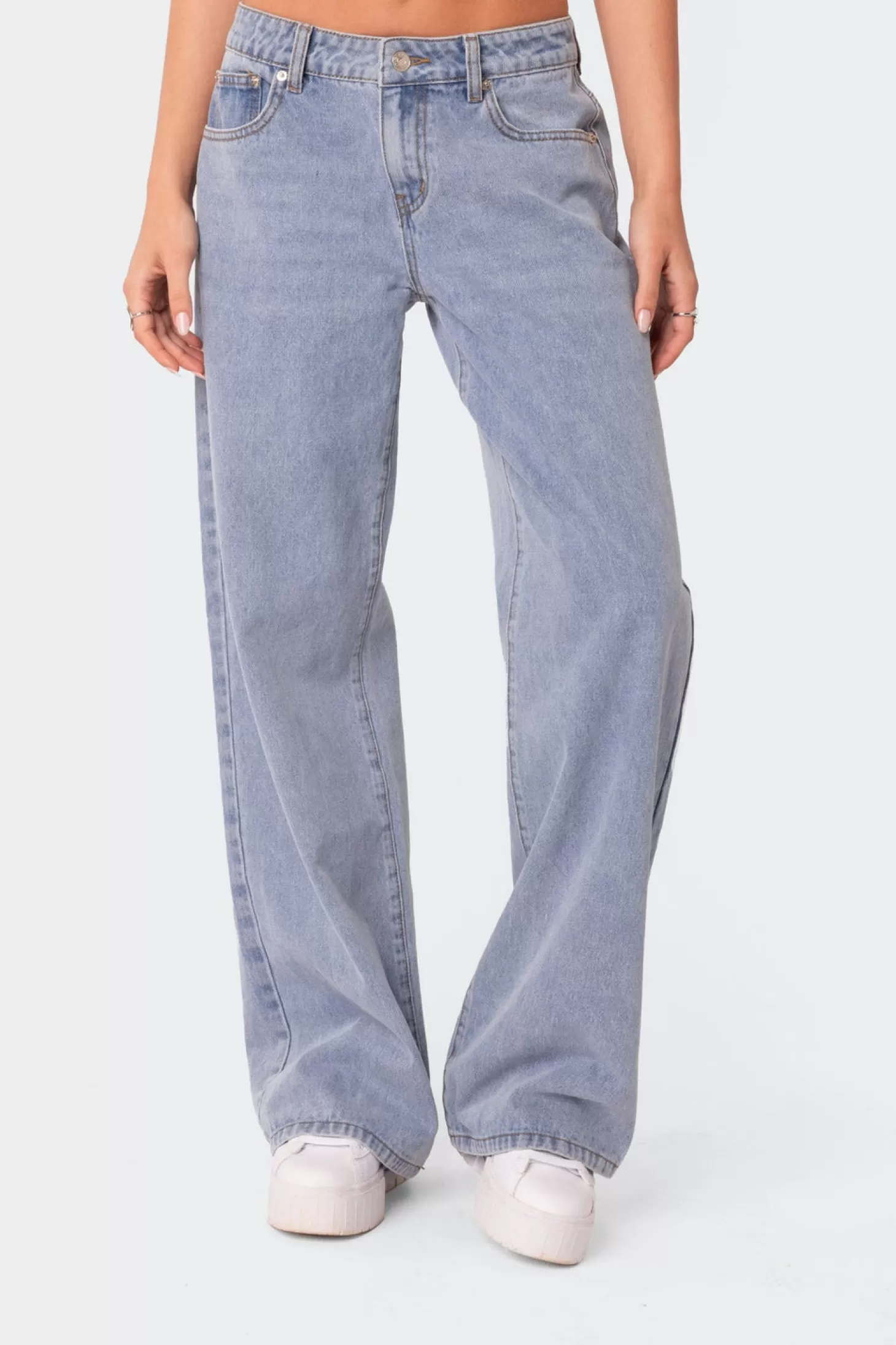 edikted Raelynn Washed Low Rise Jeans* Denim