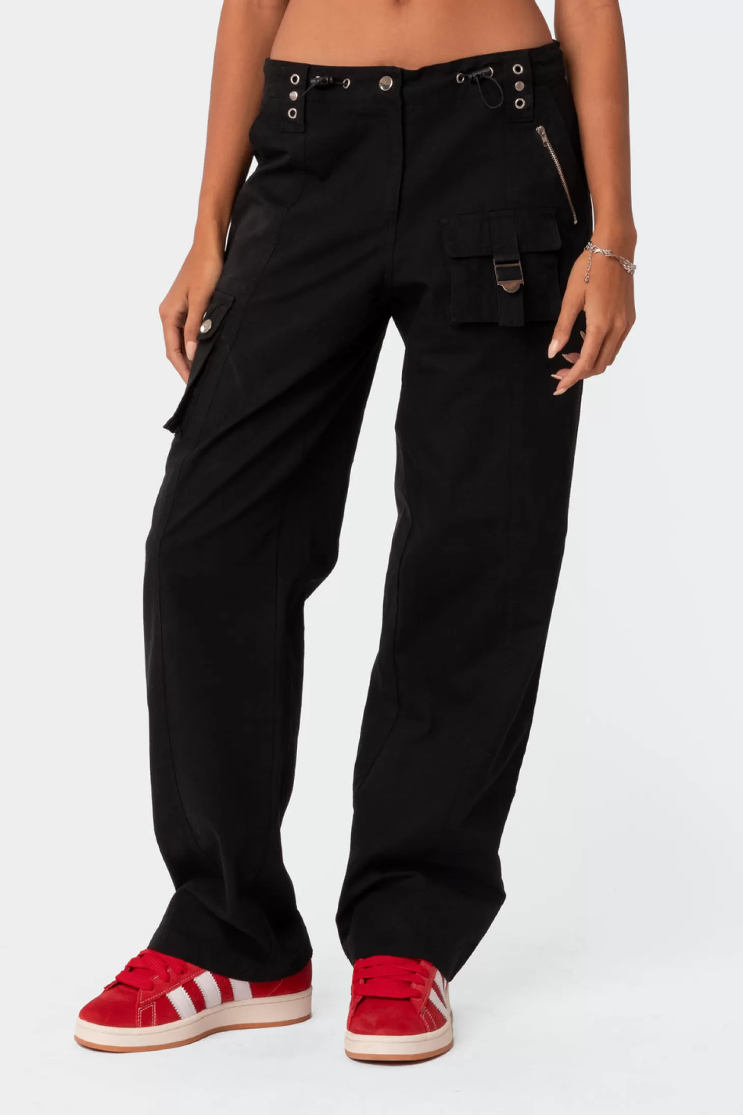 edikted Saphire Low Rise Cargo Pants* Pants | Pants