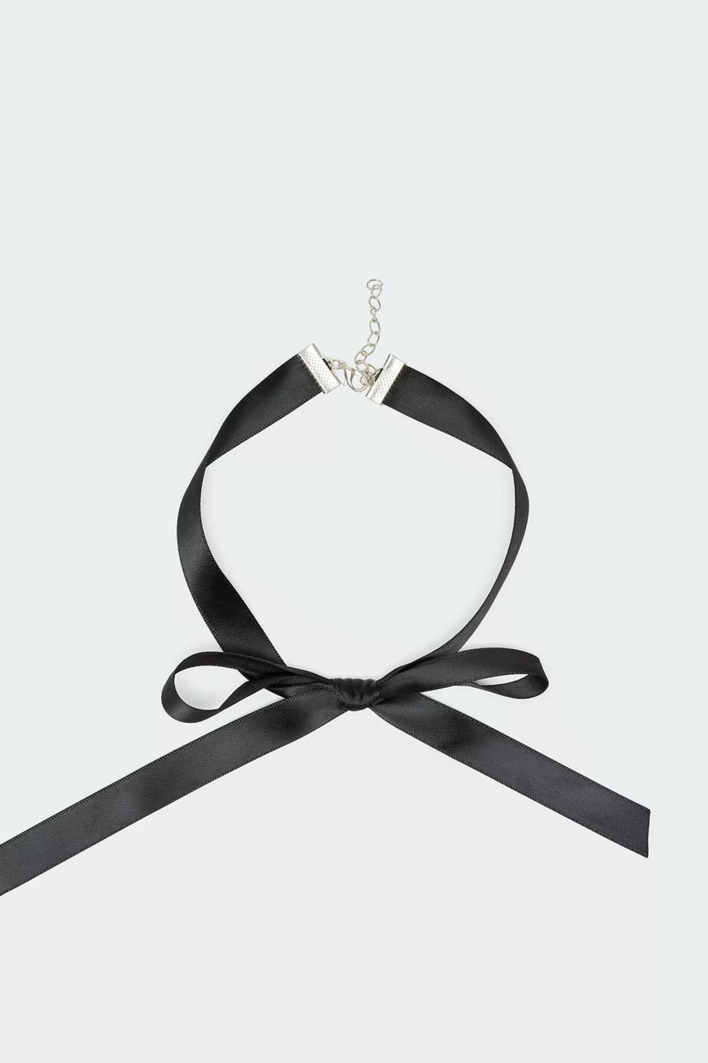 edikted Satin Bow Choker* Night Out | Necklaces