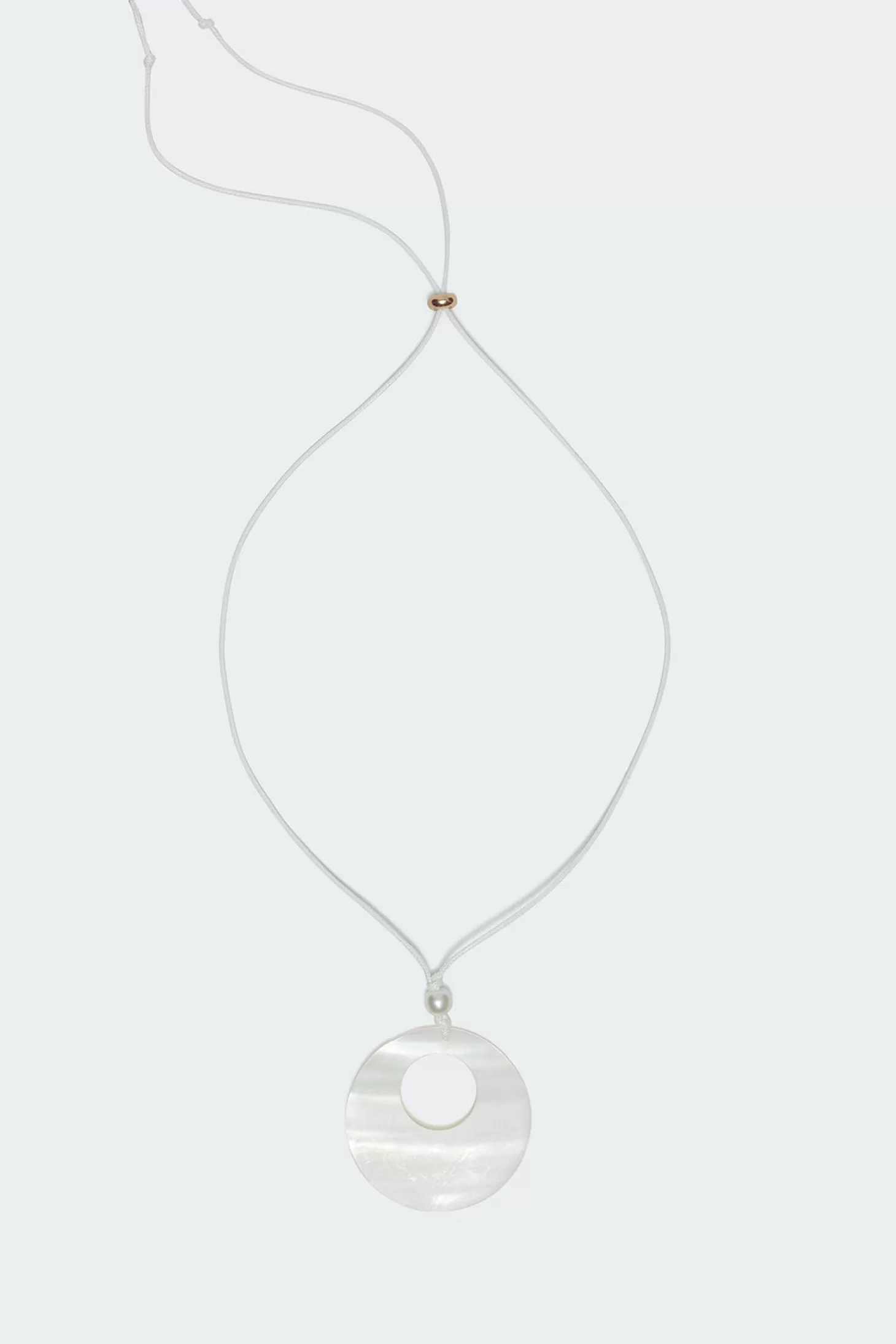 edikted Sunshine Circle Shell String Necklace* Necklaces