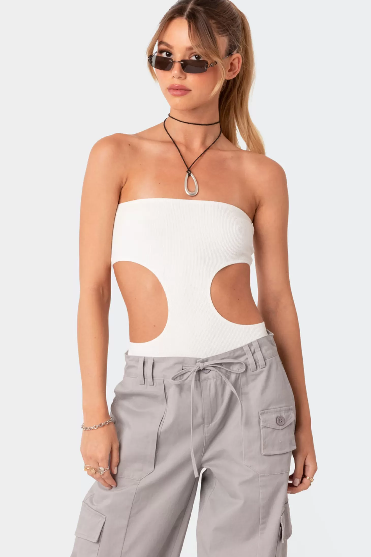 edikted Vivie Ribbed Cut-Out Bodysuit* Strapless Tops | Bodysuits